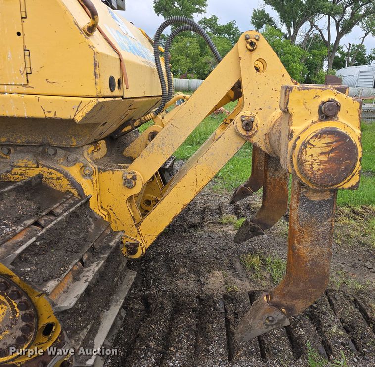 image for item DT6889 2006 Komatsu D61EX-15 dozer