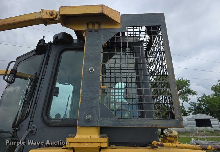 image for item DT6889 2006 Komatsu D61EX-15 dozer