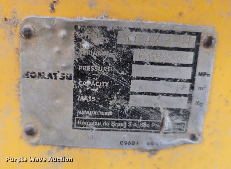 image for item DT6889 2006 Komatsu D61EX-15 dozer