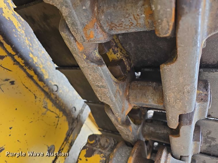 image for item DT6889 2006 Komatsu D61EX-15 dozer