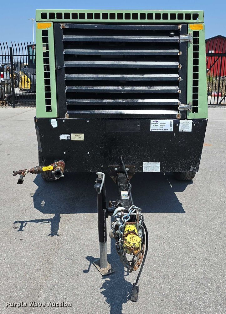 image for item DT6923 2018 Sullair 400EH/DPQ/CU4F/OPT air compressor