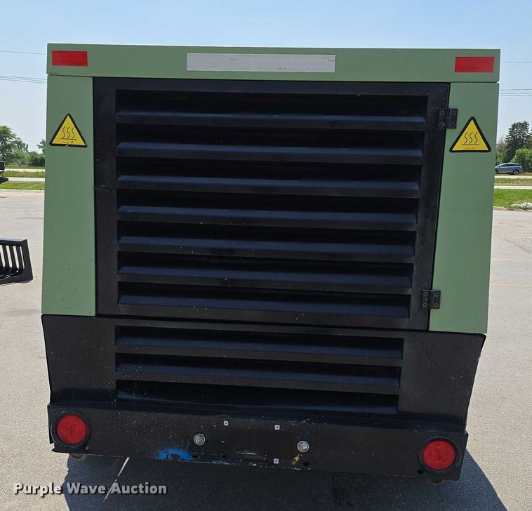 image for item DT6923 2018 Sullair 400EH/DPQ/CU4F/OPT air compressor