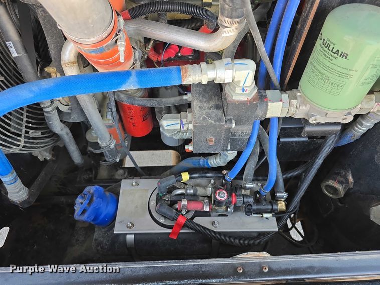 image for item DT6923 2018 Sullair 400EH/DPQ/CU4F/OPT air compressor