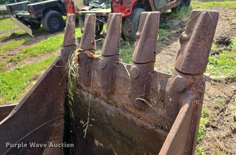 image for item DT6928 2006 Komatsu 150 AWS backhoe