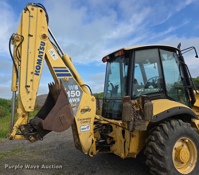 image for item DT6928 2006 Komatsu 150 AWS backhoe