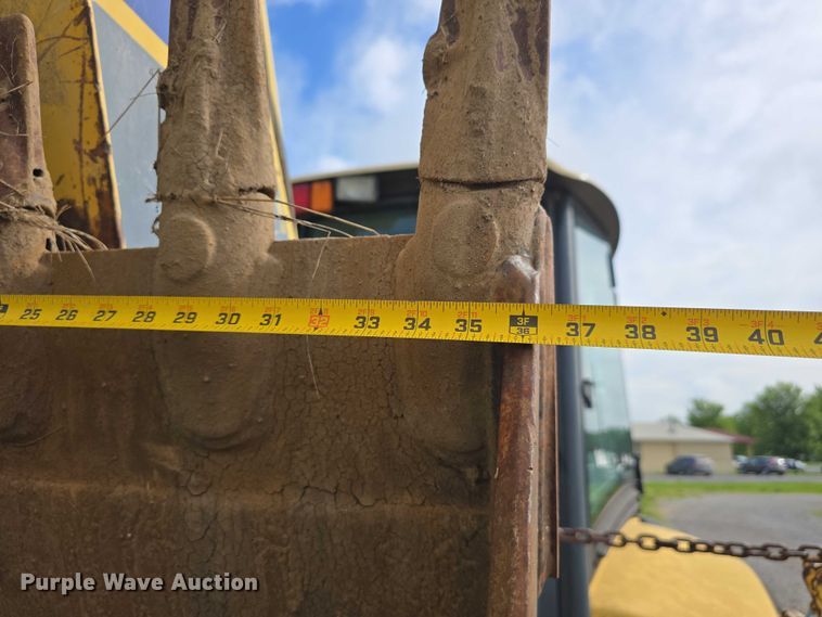 image for item DT6928 2006 Komatsu 150 AWS backhoe