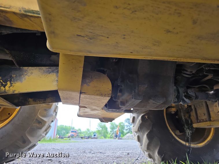 image for item DT6928 2006 Komatsu 150 AWS backhoe