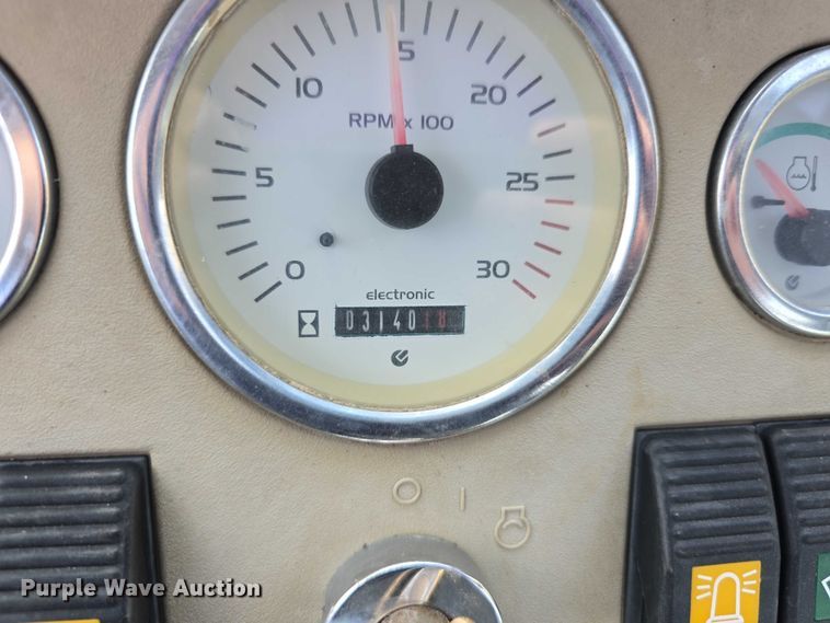 image for item DT6928 2006 Komatsu 150 AWS backhoe