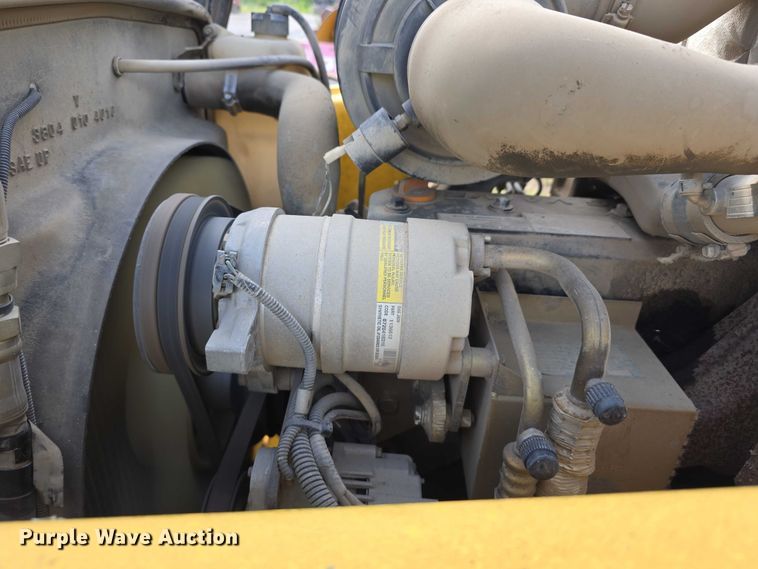 image for item DT6928 2006 Komatsu 150 AWS backhoe