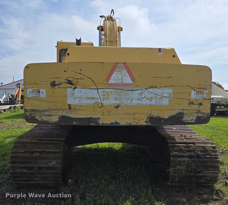 image for item DT6929 1996 John Deere 792DLC excavator