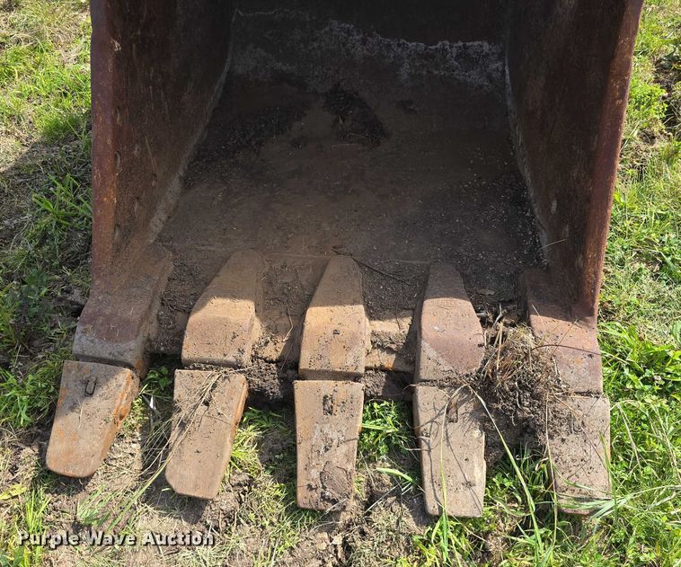 image for item DT6929 1996 John Deere 792DLC excavator