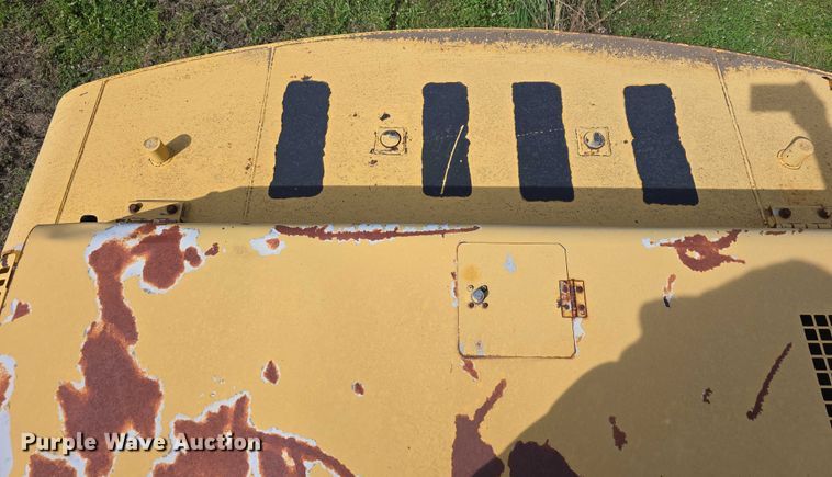 image for item DT6929 1996 John Deere 792DLC excavator