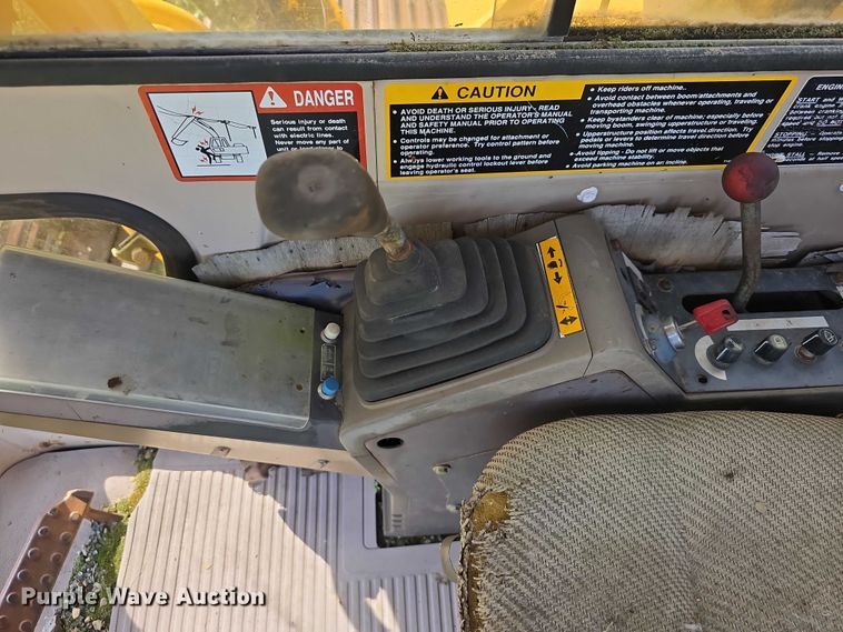 image for item DT6929 1996 John Deere 792DLC excavator