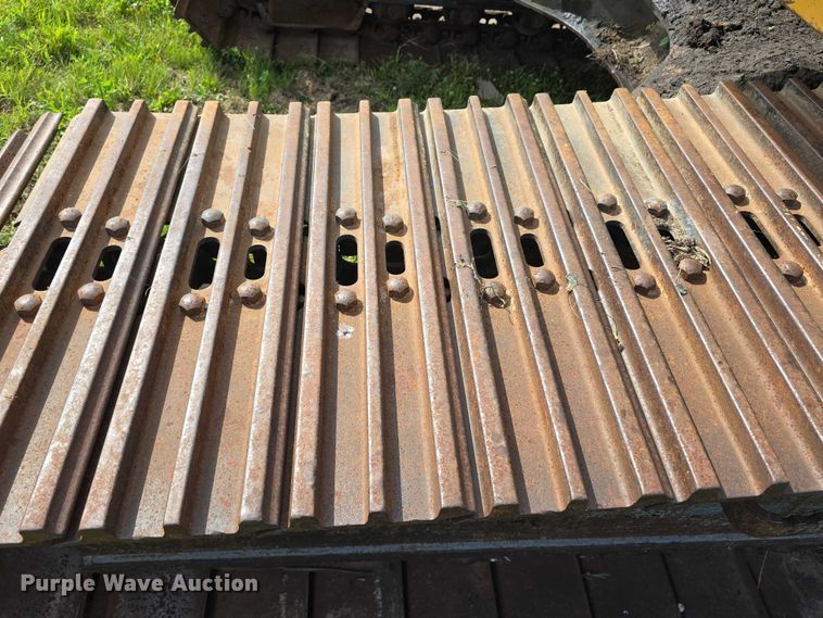 image for item DT6929 1996 John Deere 792DLC excavator