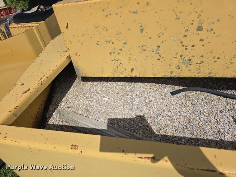 image for item DT6931 Hyster C530A pneumatic roller