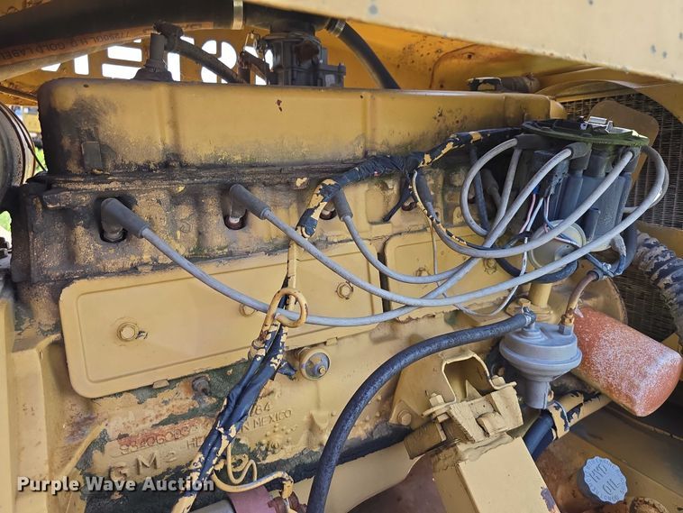 image for item DT6931 Hyster C530A pneumatic roller