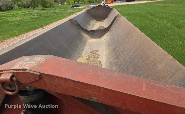 image for item DT7196 1998 Circle R 42SIDE side dump trailer