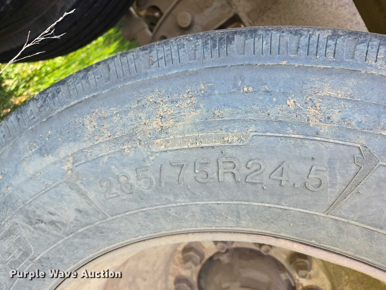 image for item DT7196 1998 Circle R 42SIDE side dump trailer