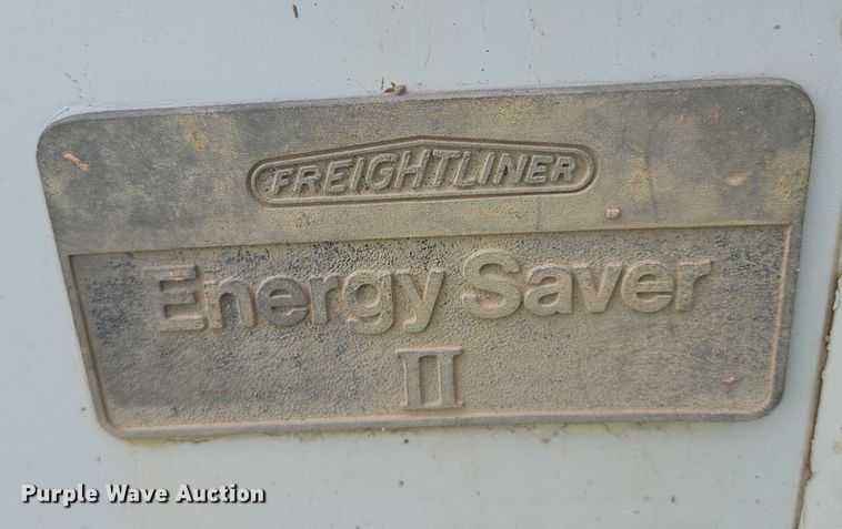 image for item DT7197 1987 Freightliner Conventional dump truck