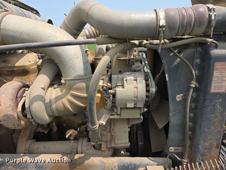 image for item DT7197 1987 Freightliner Conventional dump truck