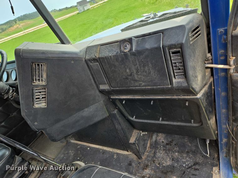 image for item DT7198 1992 Freightliner FDL120 semi truck