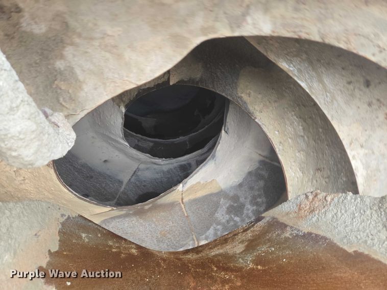 image for item DT7201 2001 International 5500i ready mix truck