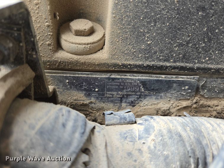 image for item DT7202 2000 International 5000 ready mix truck