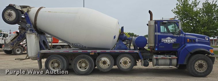 image for item DT7203 2004 Sterling LT9500 ready mix truck