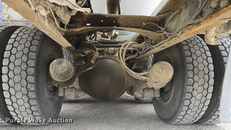 image for item DT7203 2004 Sterling LT9500 ready mix truck