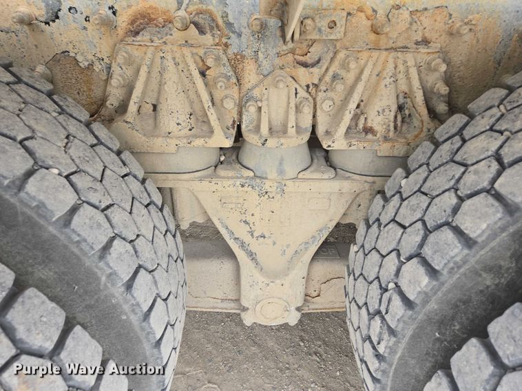 image for item DT7203 2004 Sterling LT9500 ready mix truck