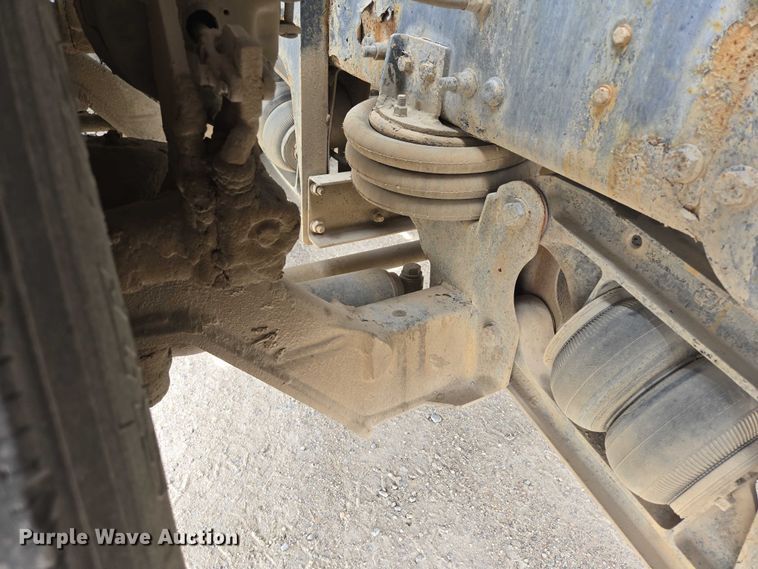 image for item DT7203 2004 Sterling LT9500 ready mix truck