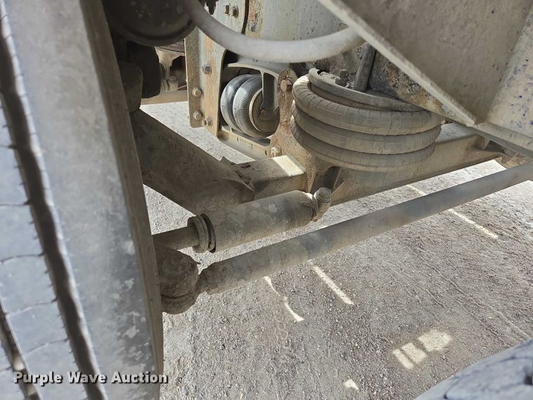 image for item DT7203 2004 Sterling LT9500 ready mix truck