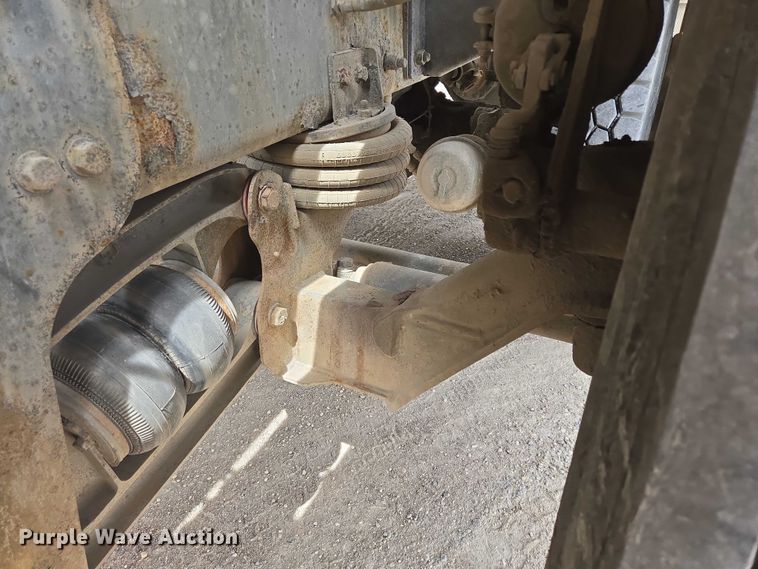 image for item DT7203 2004 Sterling LT9500 ready mix truck