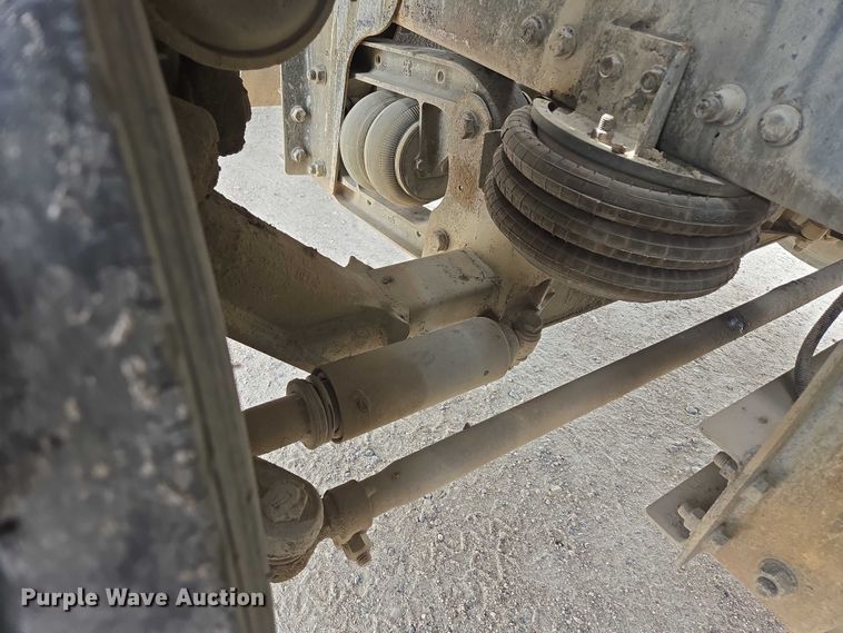 image for item DT7203 2004 Sterling LT9500 ready mix truck