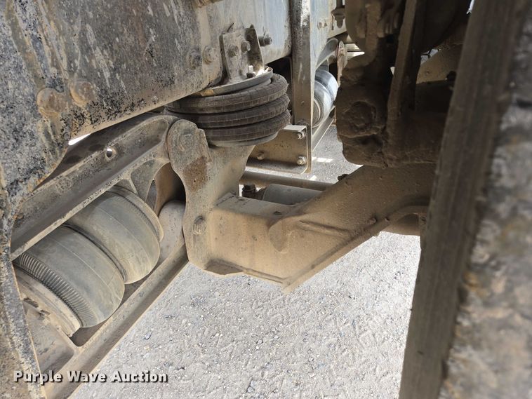 image for item DT7203 2004 Sterling LT9500 ready mix truck