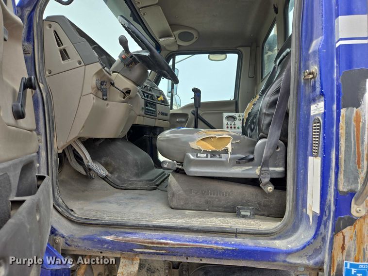 image for item DT7203 2004 Sterling LT9500 ready mix truck