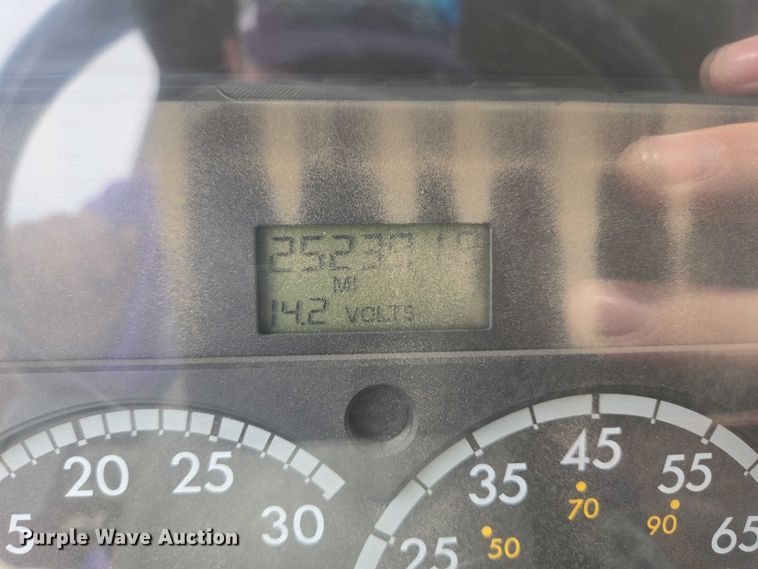 image for item DT7203 2004 Sterling LT9500 ready mix truck