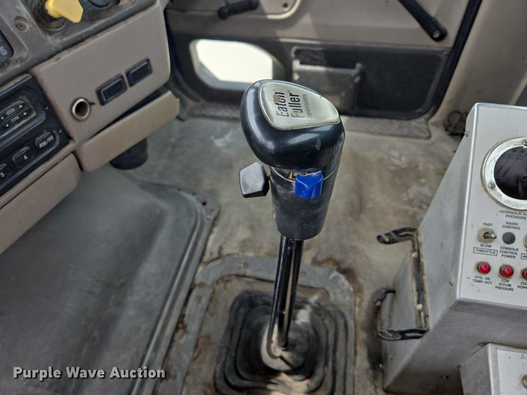 image for item DT7203 2004 Sterling LT9500 ready mix truck