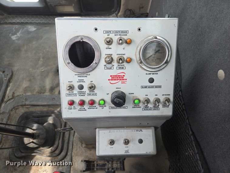 image for item DT7203 2004 Sterling LT9500 ready mix truck