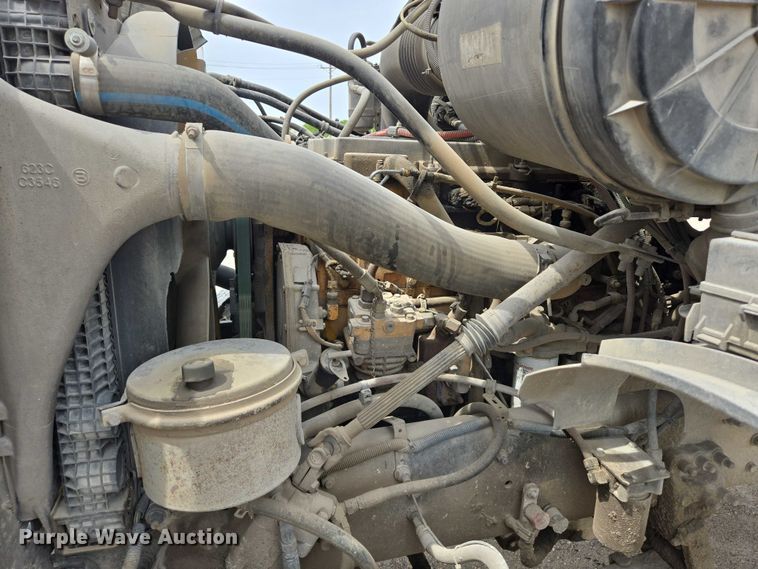 image for item DT7203 2004 Sterling LT9500 ready mix truck