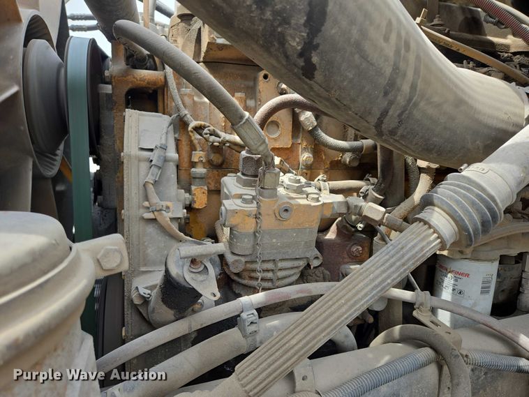 image for item DT7203 2004 Sterling LT9500 ready mix truck