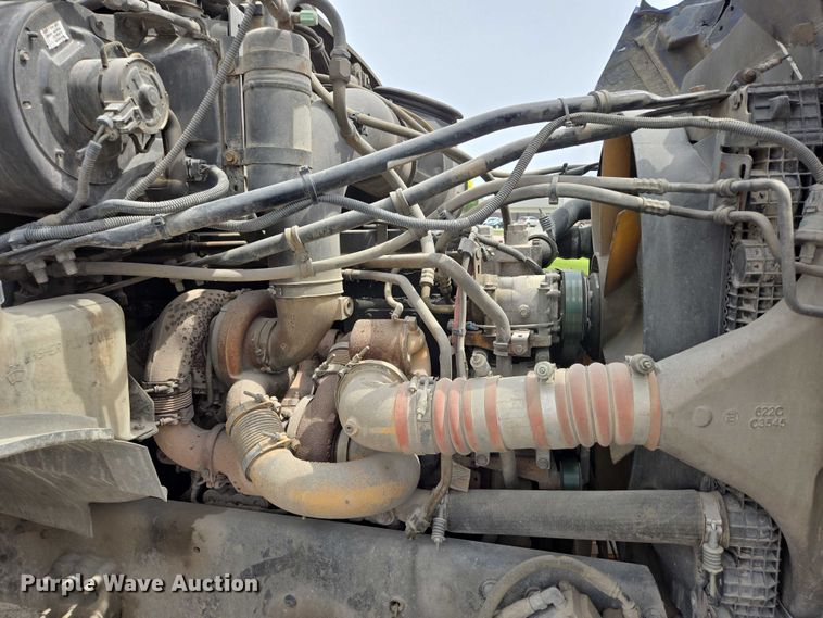 image for item DT7203 2004 Sterling LT9500 ready mix truck