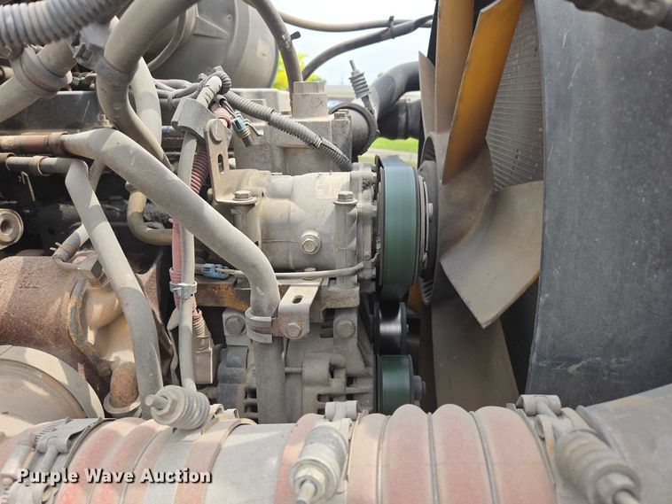 image for item DT7203 2004 Sterling LT9500 ready mix truck