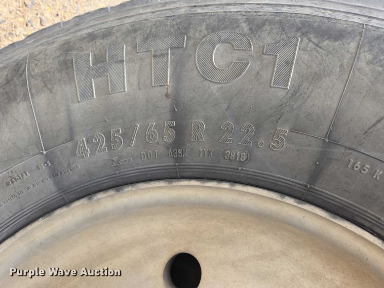 image for item DT7203 2004 Sterling LT9500 ready mix truck