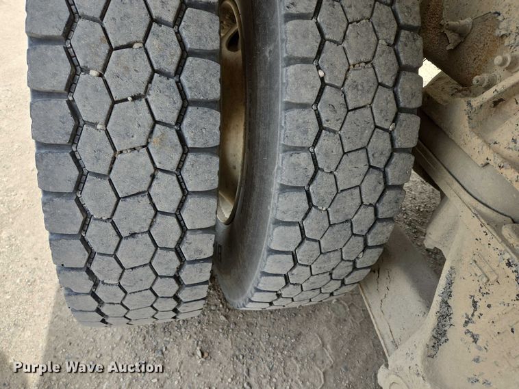 image for item DT7203 2004 Sterling LT9500 ready mix truck