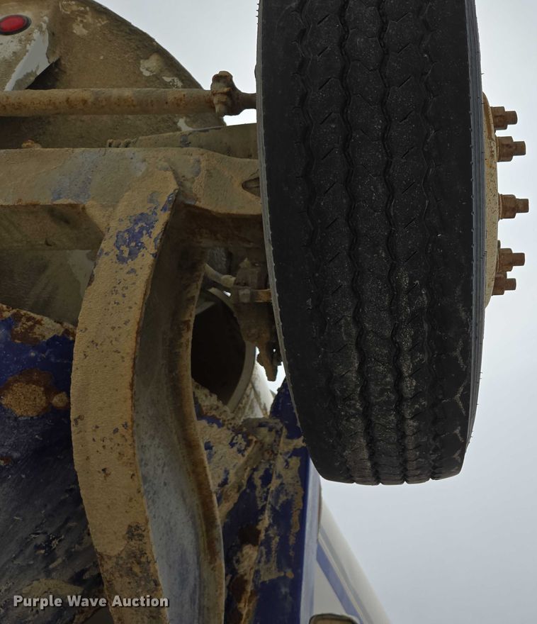 image for item DT7203 2004 Sterling LT9500 ready mix truck