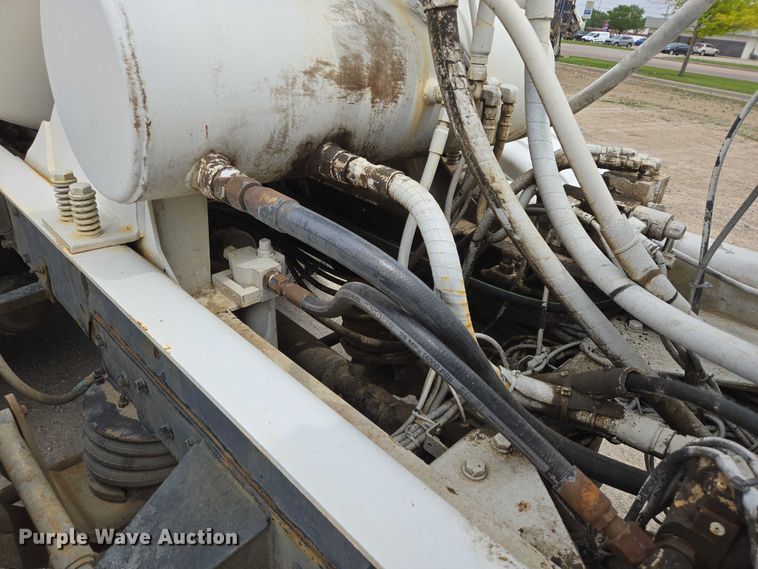 image for item DT7204 2004 Kenworth W900 ready mix truck