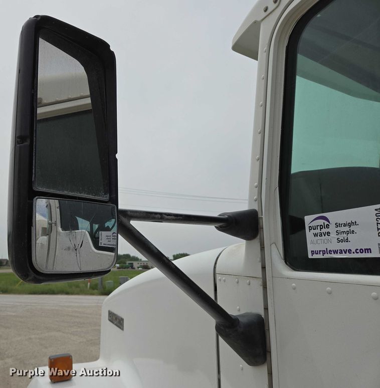 image for item DT7204 2004 Kenworth W900 ready mix truck