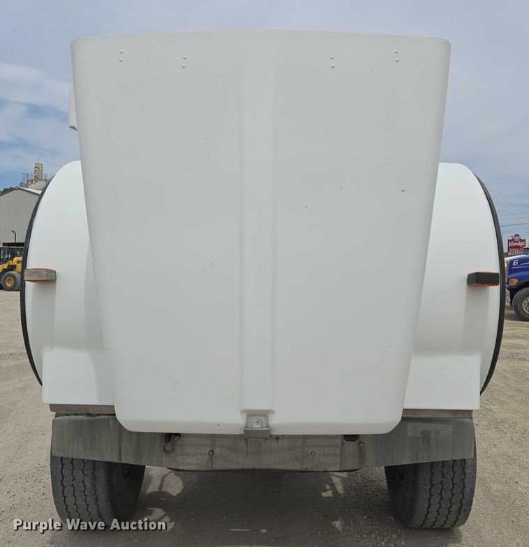 image for item DT7204 2004 Kenworth W900 ready mix truck