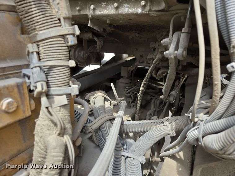 image for item DT7204 2004 Kenworth W900 ready mix truck